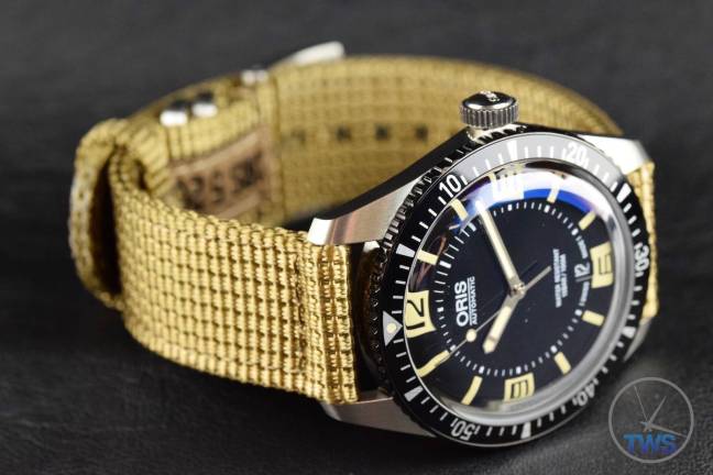 Oris watch facing the right - Oris Divers Sixty-Five: Hands-On Review [01 733 7707 4064-07 5 20 22]